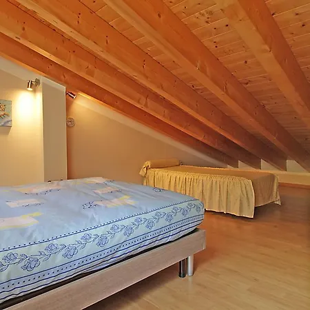 Apartment Borgo Degli Ulivi Toscolano Maderno